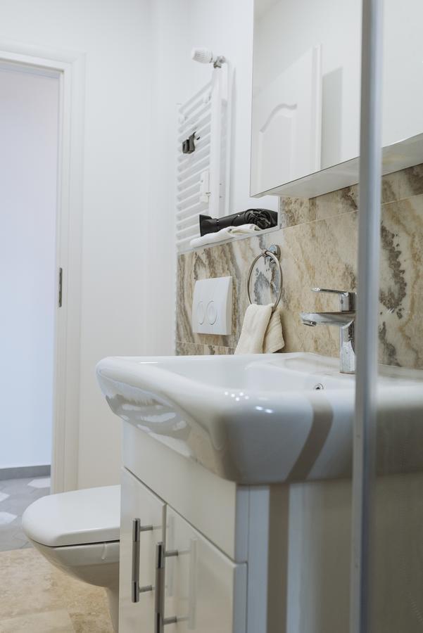 Luxury City Centre Apartment Bucharest Luaran gambar